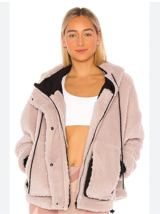 Varley Jackets & Blazers - Varley Montalvo Sherpa Jacket In Soft Lavender Size Medium NWT
